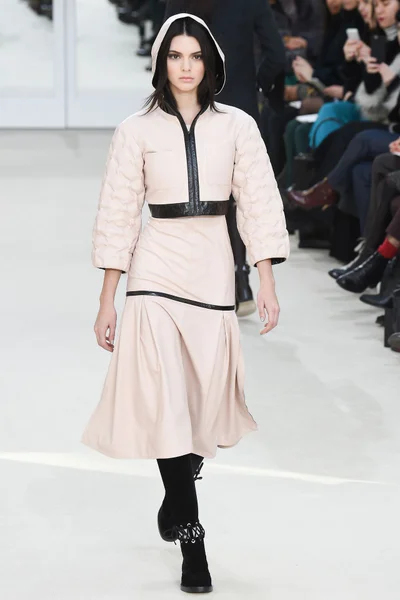 Look 53